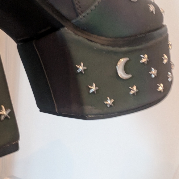 Starry Night Platform Ankle Boots - Picture 15 of 16